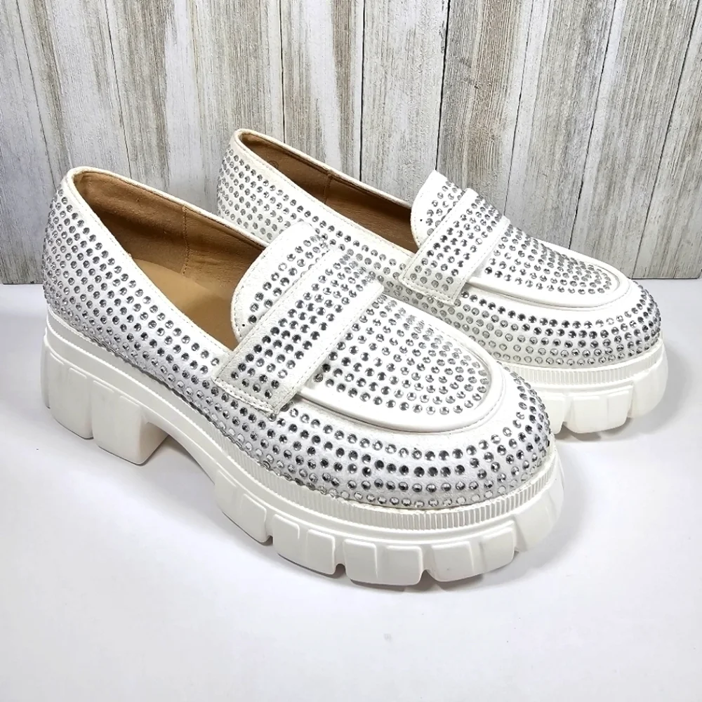 Vegan NEW white jeweled chunky platform lightweight man made y2k size 7.5